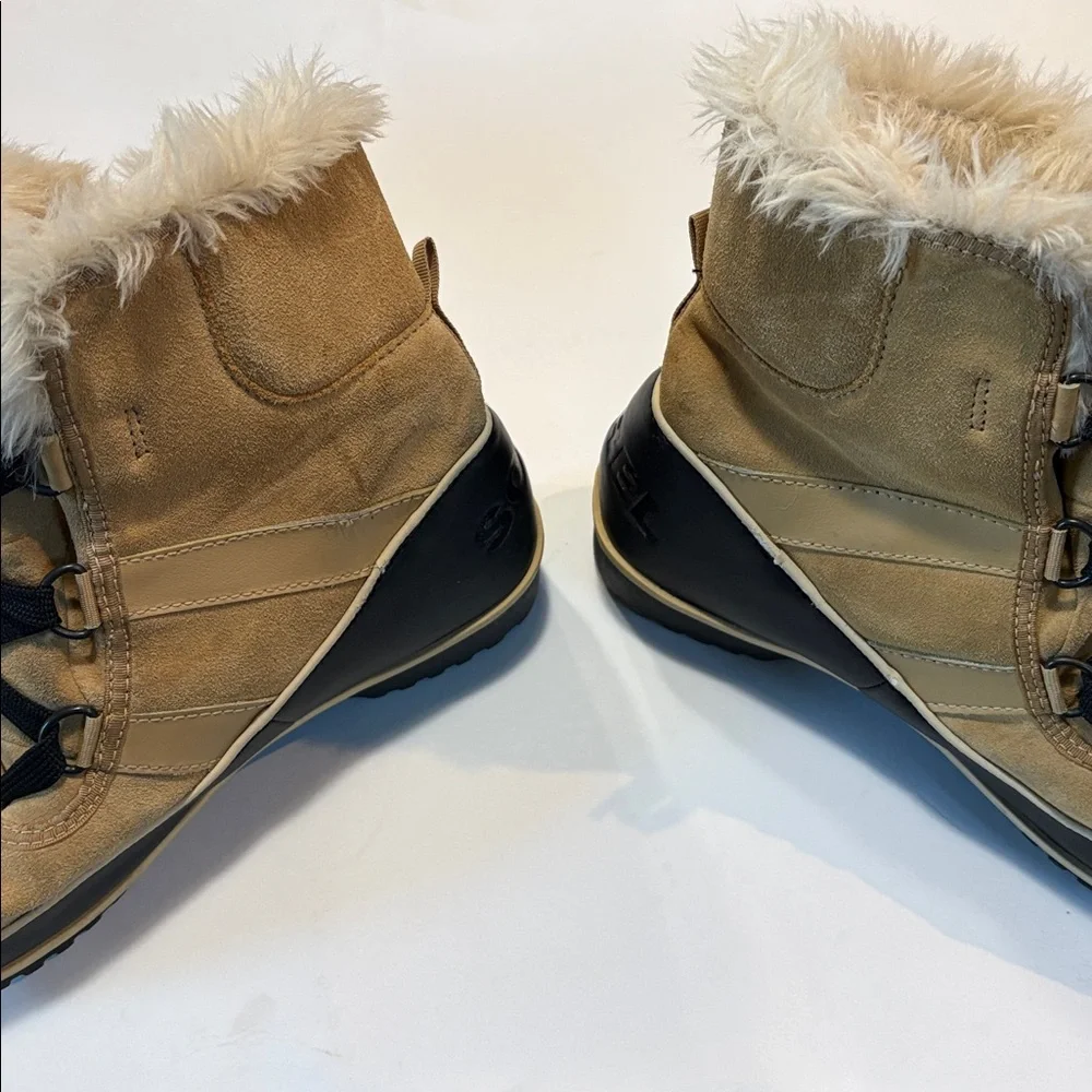 Sorel Tan Tívoli II Winter/Snow Boots. Women’s 7.